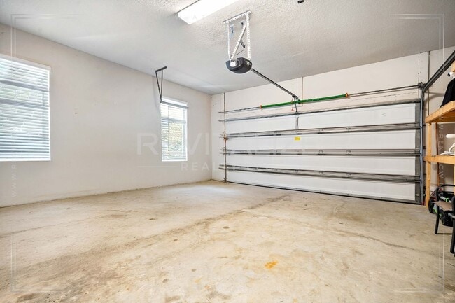 Building Photo - Luxury Living with Private Heated Pool in ...