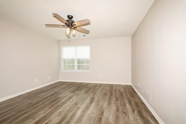 Building Photo - 22707 Overland Bell Dr
