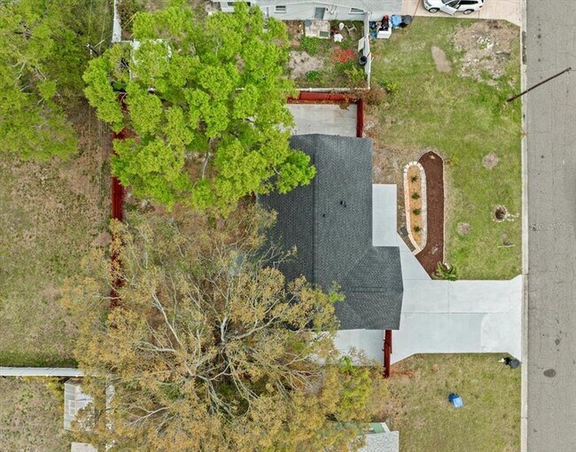 Building Photo - 7480 Hobson St NE