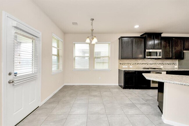 Building Photo - 2714 Birchwood Meadow Ct