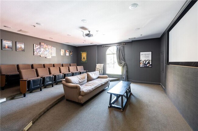 Building Photo - 3777 Peachtree Rd NE