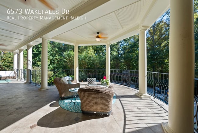 Building Photo - 6573 Wakefalls Dr