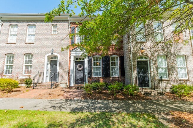 Building Photo - UPGRADES! Two Bedroom Townhouse - Six Month Lease Only!!