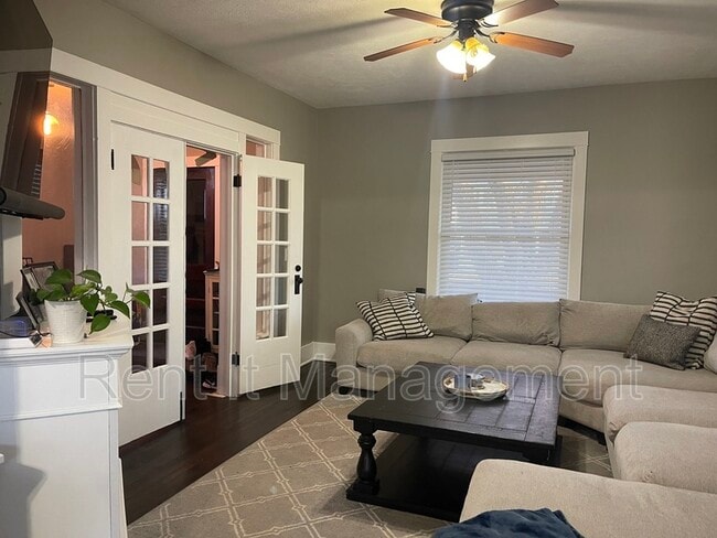 Building Photo - 2595 Evans St