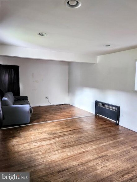 Building Photo - 172 Raystown Rd