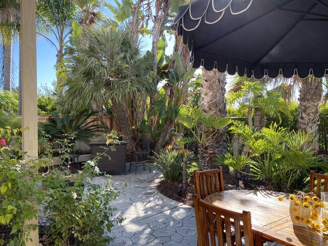 Building Photo - 4259 Calle Mejillones
