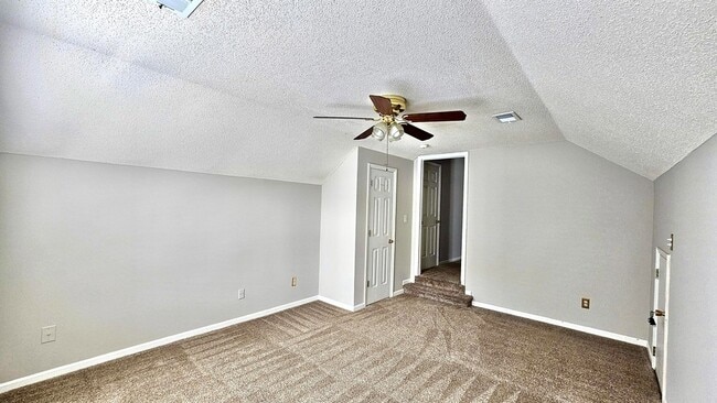 Building Photo - 94 Blairmore Dr