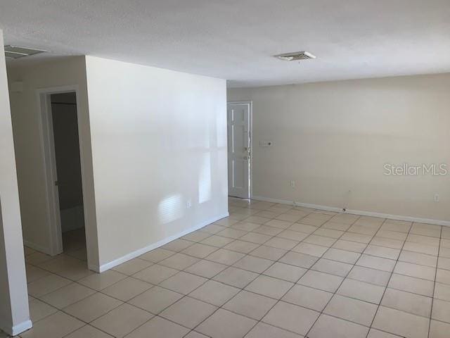 Building Photo - 1414 N Saturn Ave