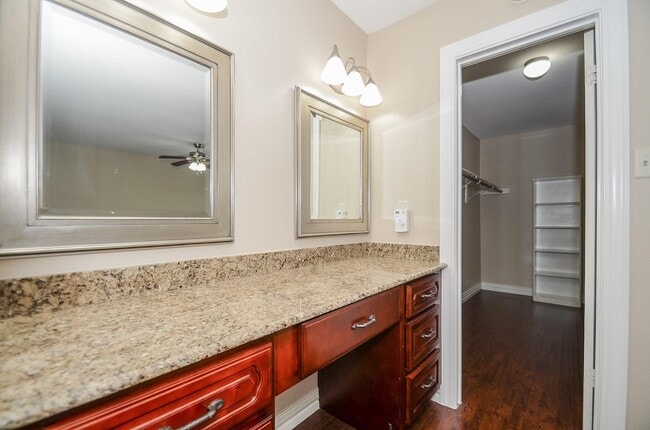 Building Photo - 13132 Trail Hollow Dr