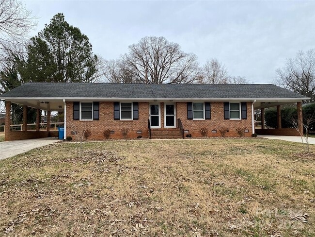 Primary Photo - 104 Secrest Ave