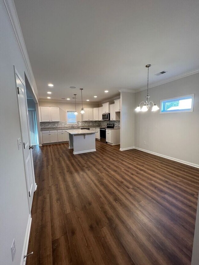 Building Photo - BRAND NEW AND JUST FOR YOU!!