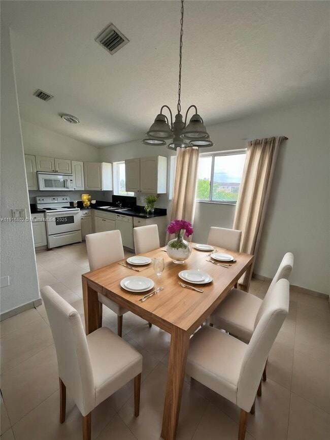 Building Photo - 7291 NW 174th Terrace