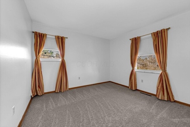 Building Photo - 49 Commanche Ct