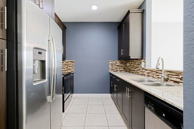 Building Photo - 5813 Monterra Club Dr