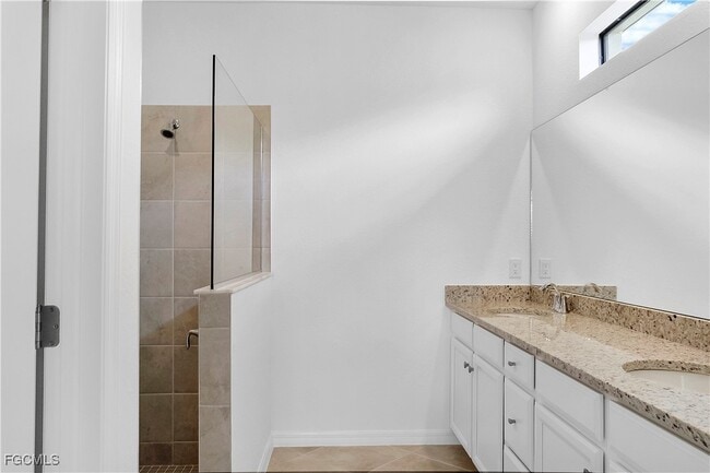 Building Photo - 14649 Palamos Cir