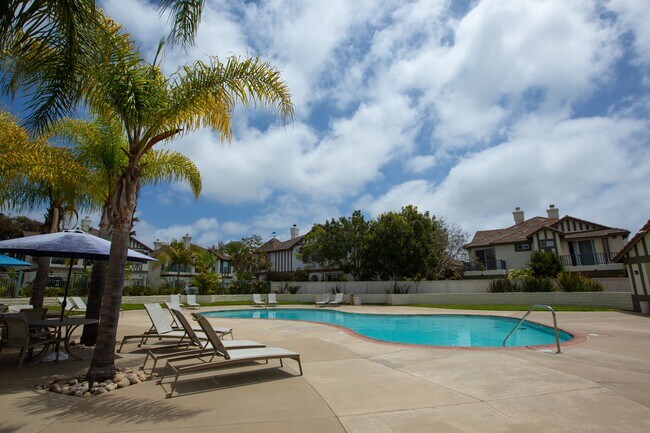 Building Photo - 593 Sweet Pea Pl