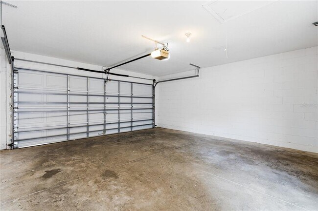 Building Photo - 6364 Lake Smith Cir