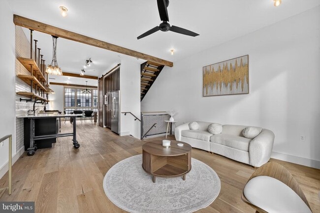 Building Photo - 774 Girard St NW