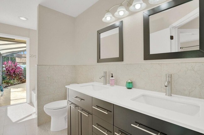 Building Photo - 1224 NW 15th St