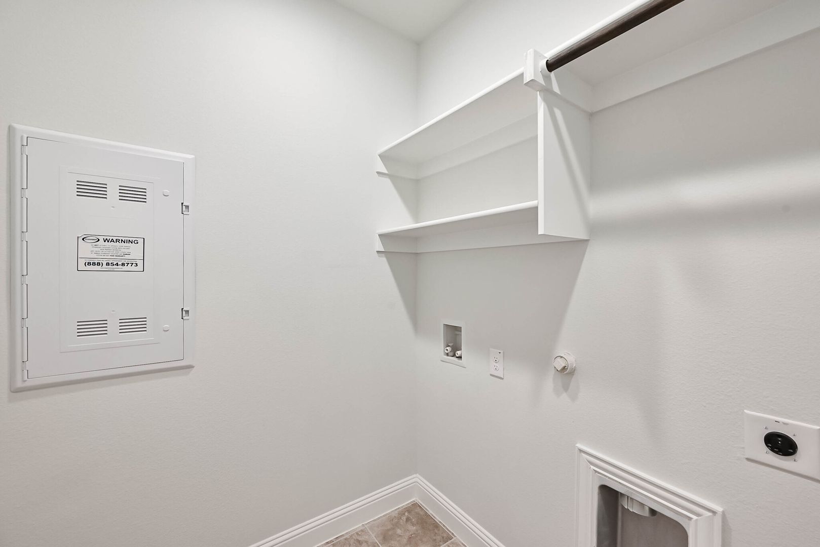 Building Photo - 4248 Mingo Dr