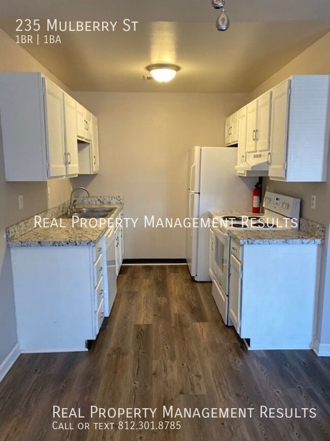 Building Photo - 235 Mulberry St