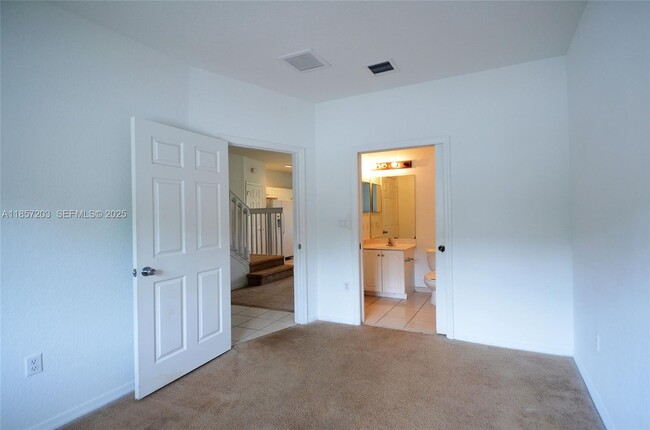 Building Photo - 1958 SW 60th Terrace