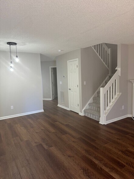 Building Photo - 5734 Prescott Ct