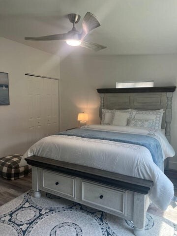 Building Photo - 161 NE 15th Ter