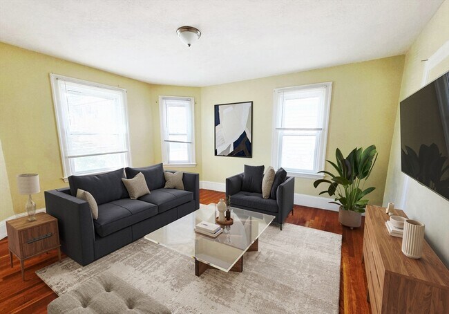 Primary Photo - 36 Freeman St