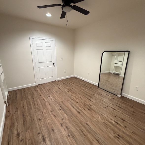 Building Photo - 5416 Black St