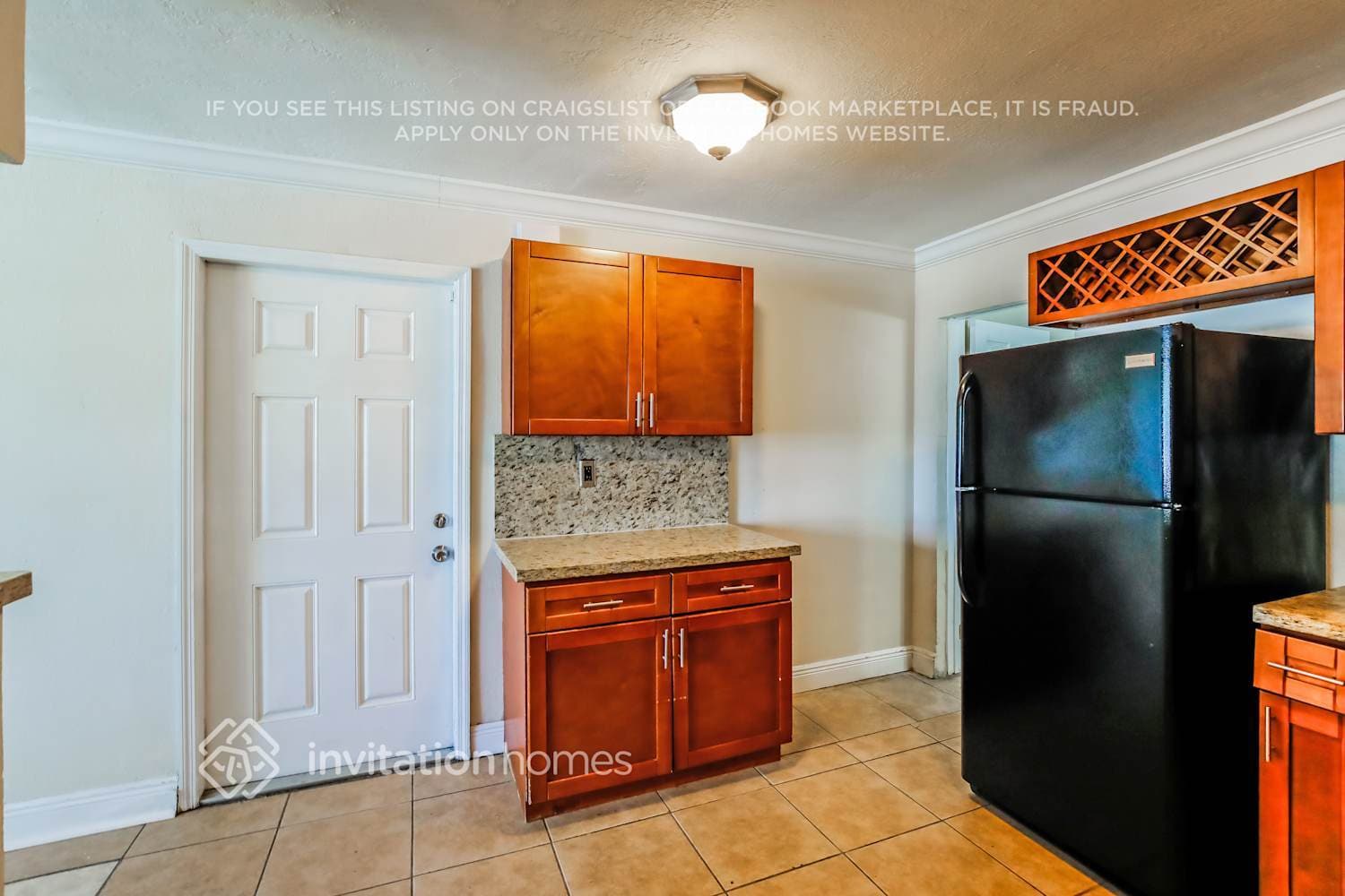Building Photo - 725 Caddie Pl