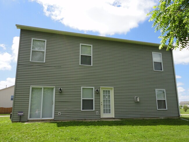 Building Photo - 6675 Wellspring Drive