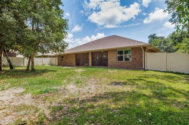 Building Photo - 3111 Hickory St