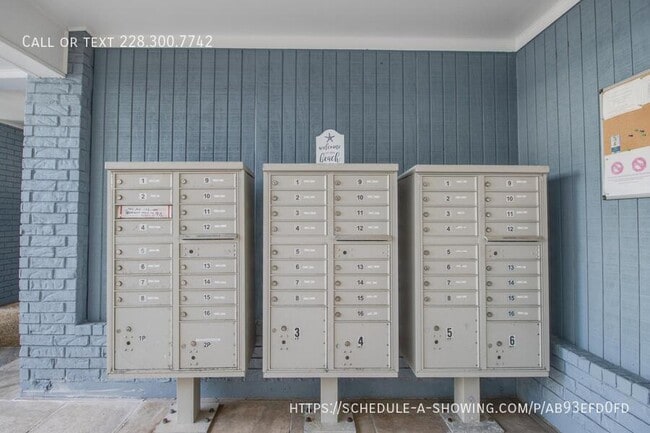 Building Photo - 1282 Beach Blvd