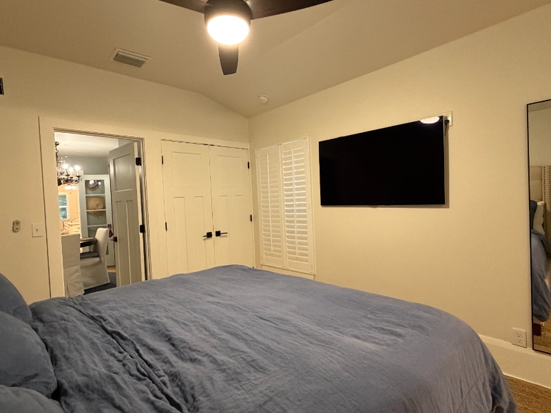 Building Photo - 234 24th Ave N