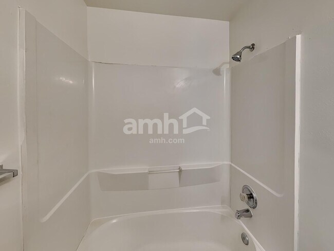 Building Photo - 20610 Cedar Rain Dr