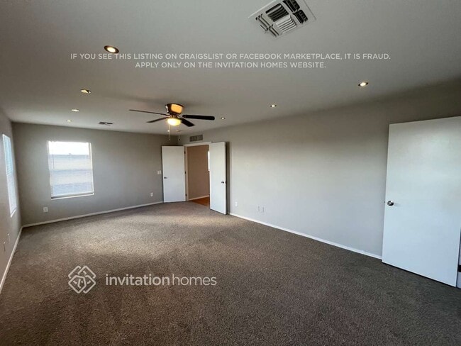 Building Photo - 11545 W Larkspur Rd