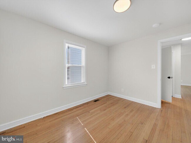 Building Photo - 9325 Brentsville Rd