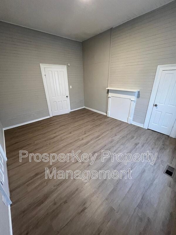 Building Photo - 207 20th St