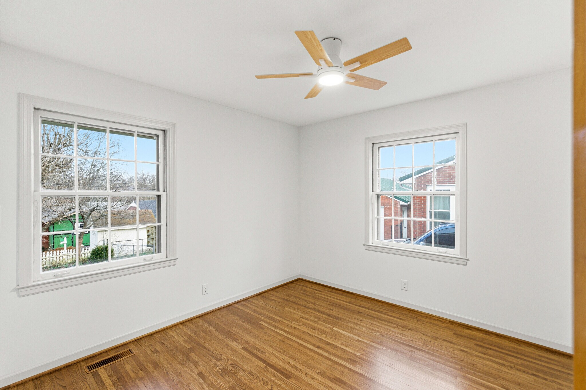 Building Photo - 925 Ashland Ave