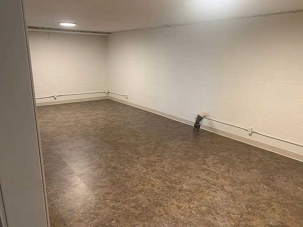 Basement - 101 W 19th Ave