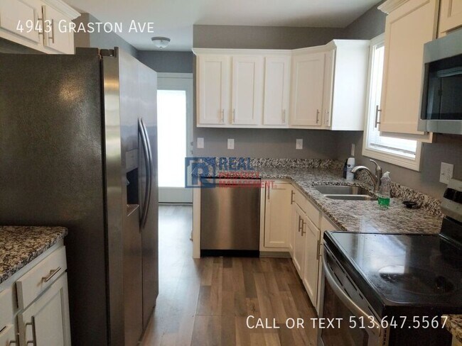 Building Photo - 4943 Graston Ave