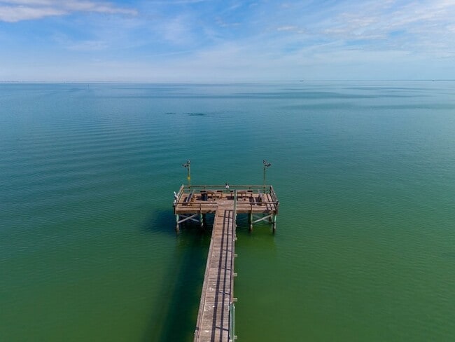 Building Photo - 620 Fulton Beach Rd