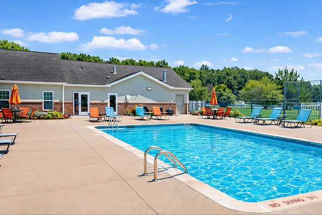 Building Photo - Somerset Park