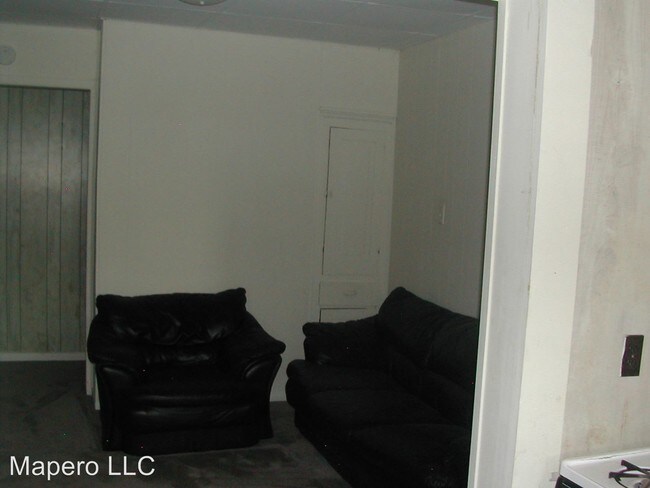 Building Photo - 461 Dallas St