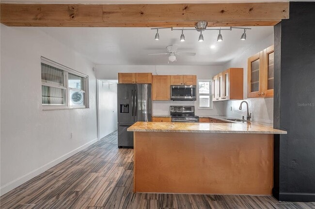 Building Photo - 3811 44th Ave N