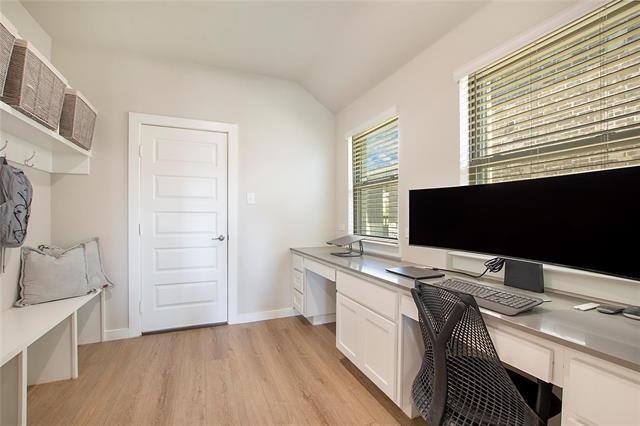 Building Photo - 4007 Buckeye Bnd