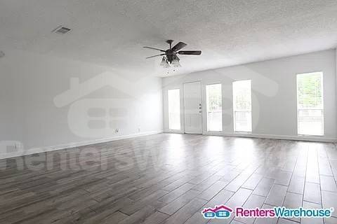 Building Photo - 6900 Trendal Ln