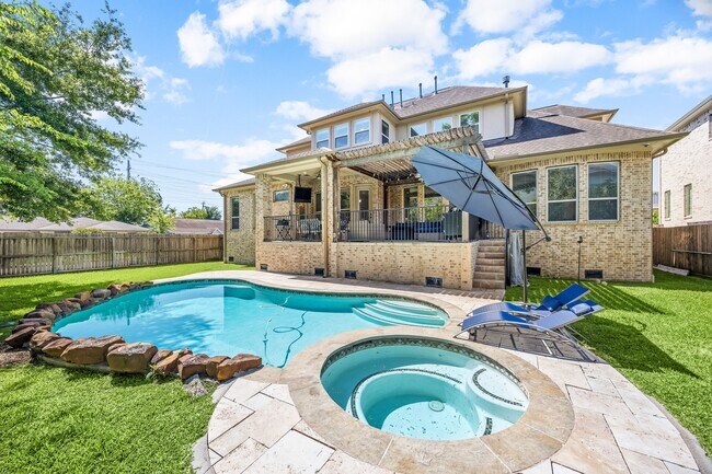 Building Photo - 4302 Meyerwood Dr