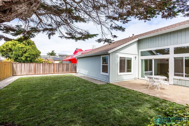 Building Photo - Pacifica: Newly Renovated Single Family Ho...